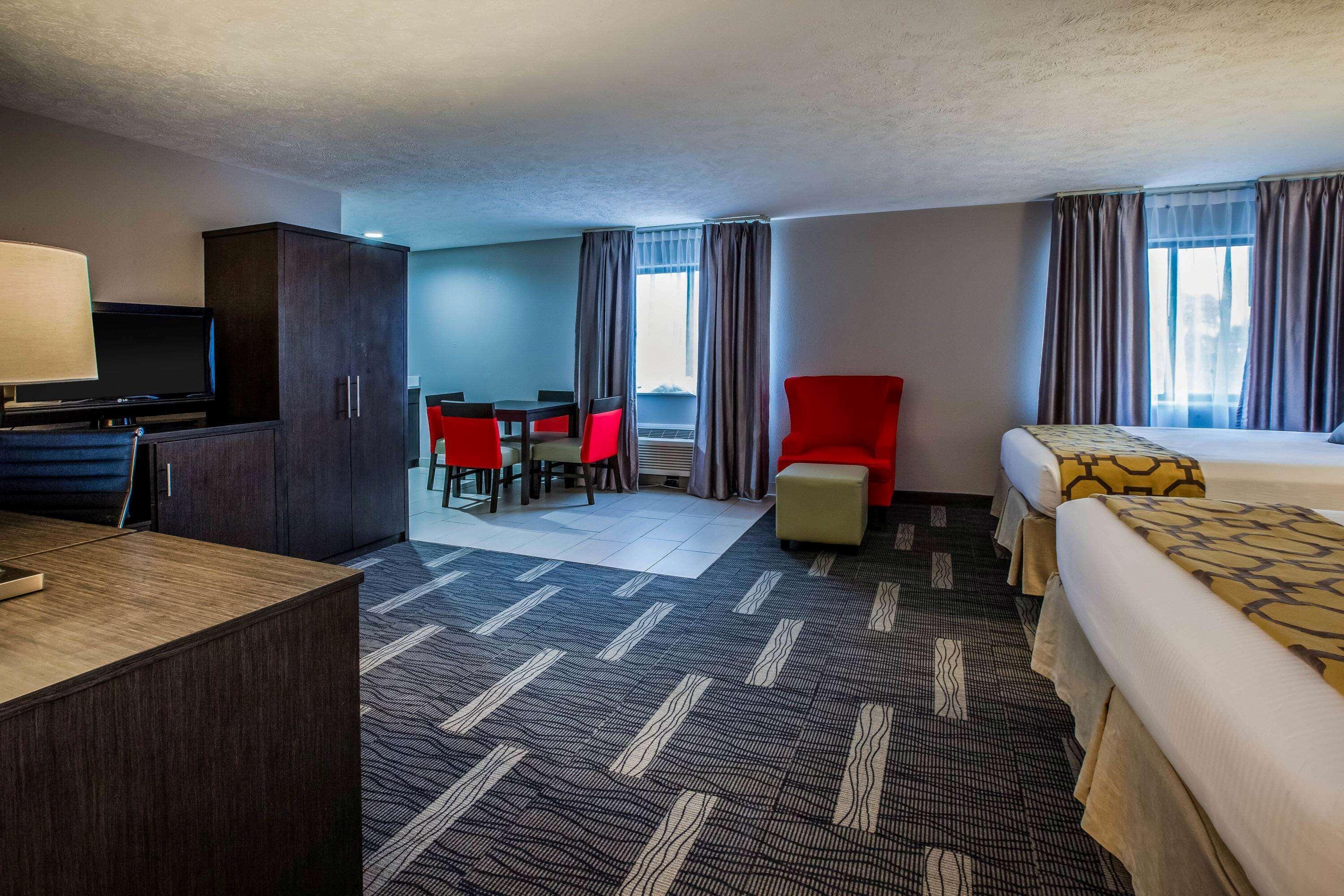เบย์มอนต์ บาย วินด์แฮม ทราเวิร์ส ซิตี้ Hotel ทราเวิร์สซิตี้ ภายนอก รูปภาพ